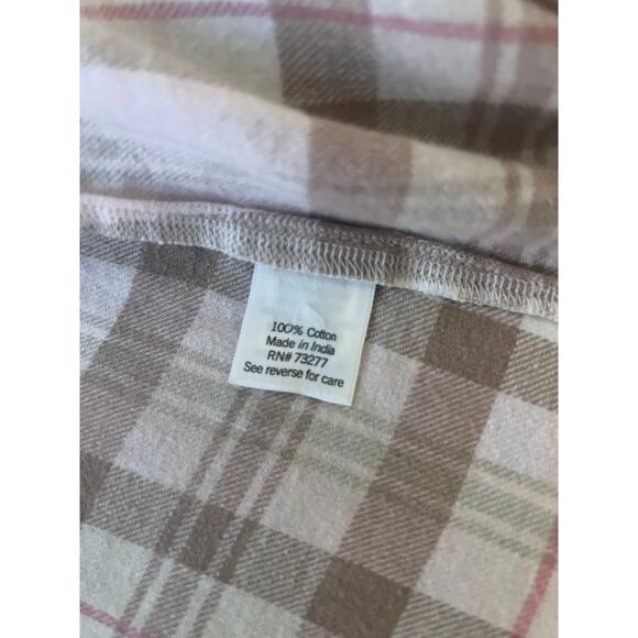 NWT-Croft & Barrow Beige/Tan & Pink Plaid Flannel Long Sleeve Button Up, Sz L - Picture 9 of 10